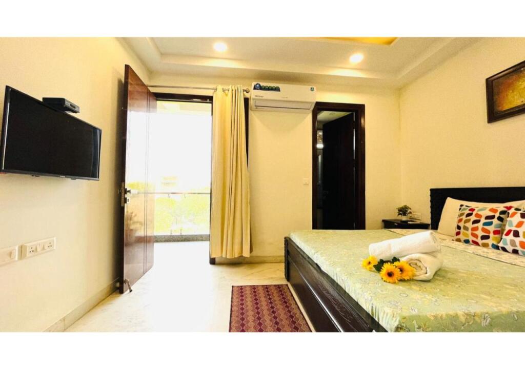 Bluo 1Bhk City Centre - Balcony Lift Terrace — фото 1
