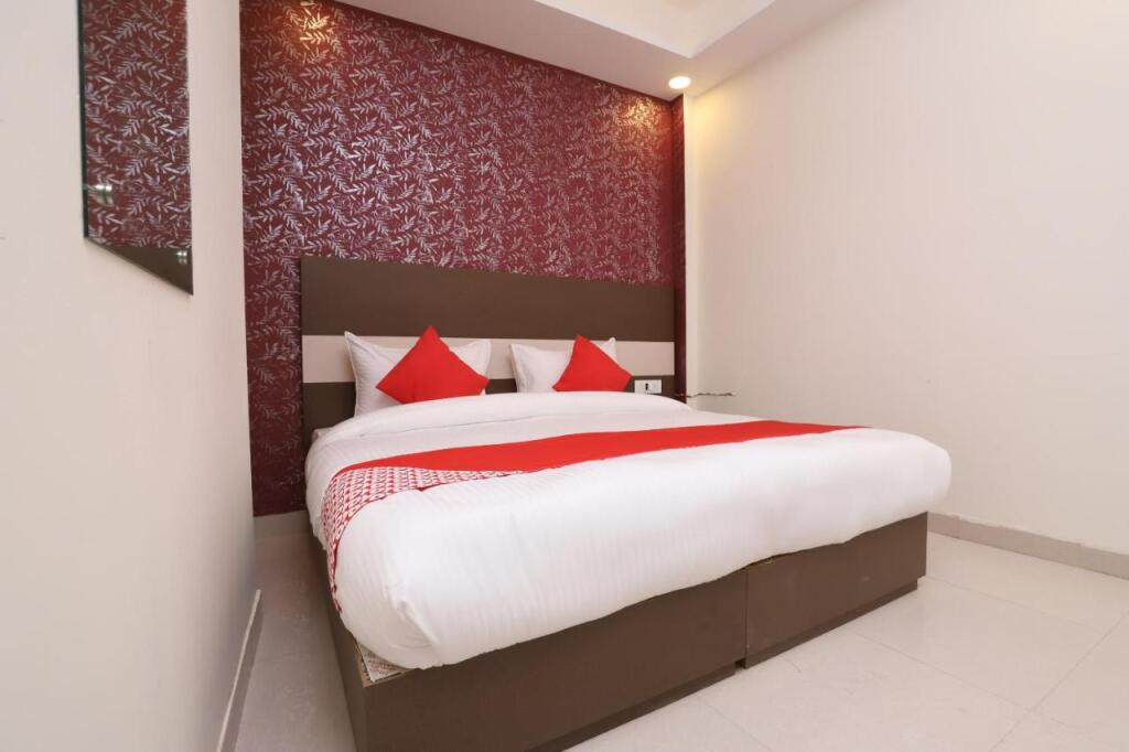 Нью-Дели: Hotel Airway Inn