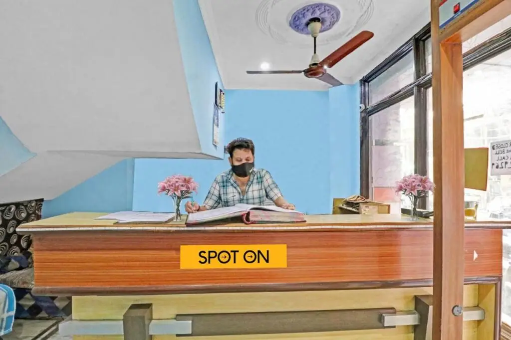 Нью-Дели: Hotel Anchal Dx