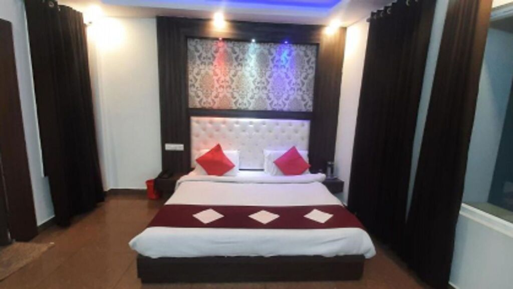 Катра: Hotel Jp International Katra