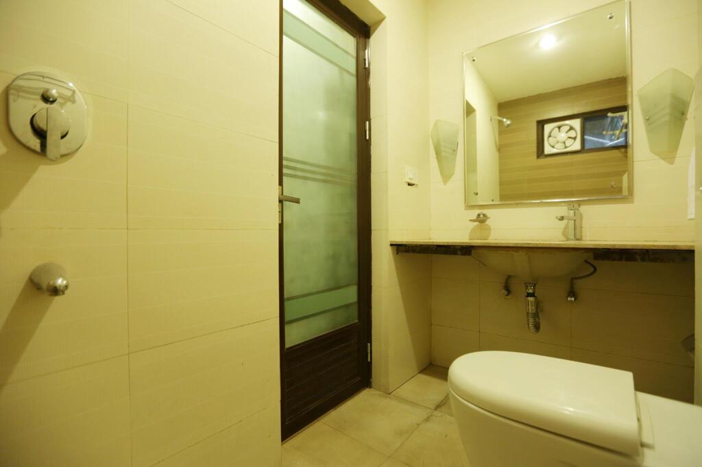 Нью-Дели: OYO 714 Hotel De Plaza