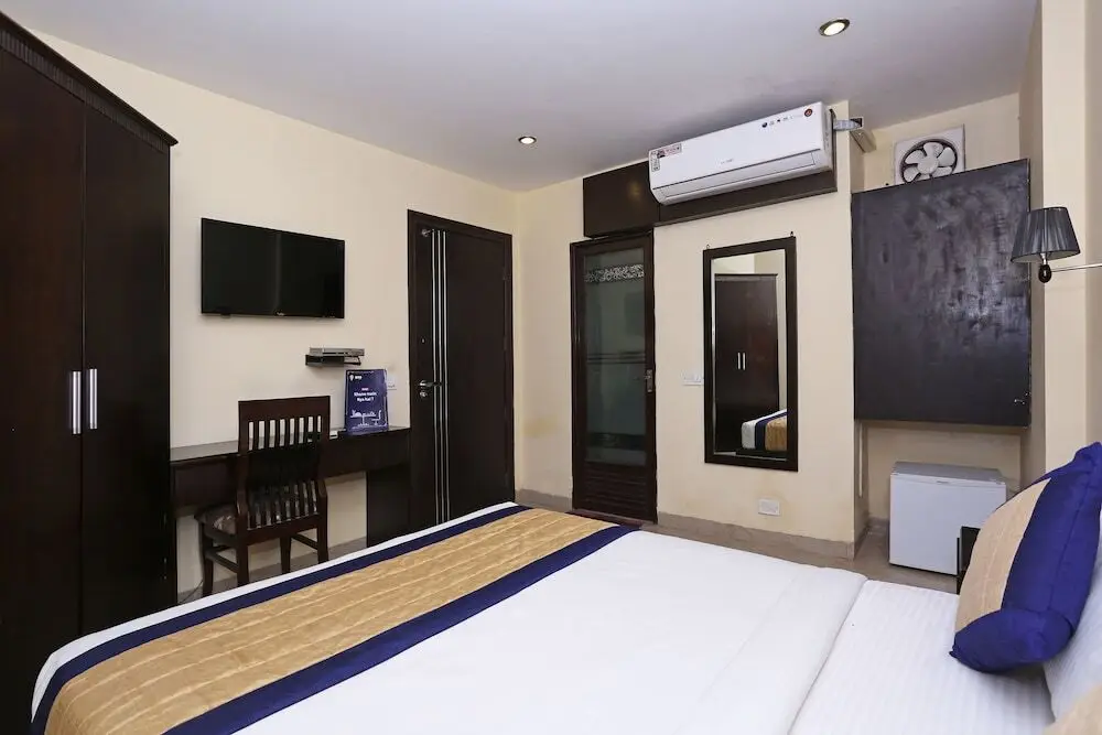 Нью-Дели: OYO 714 Hotel De Plaza