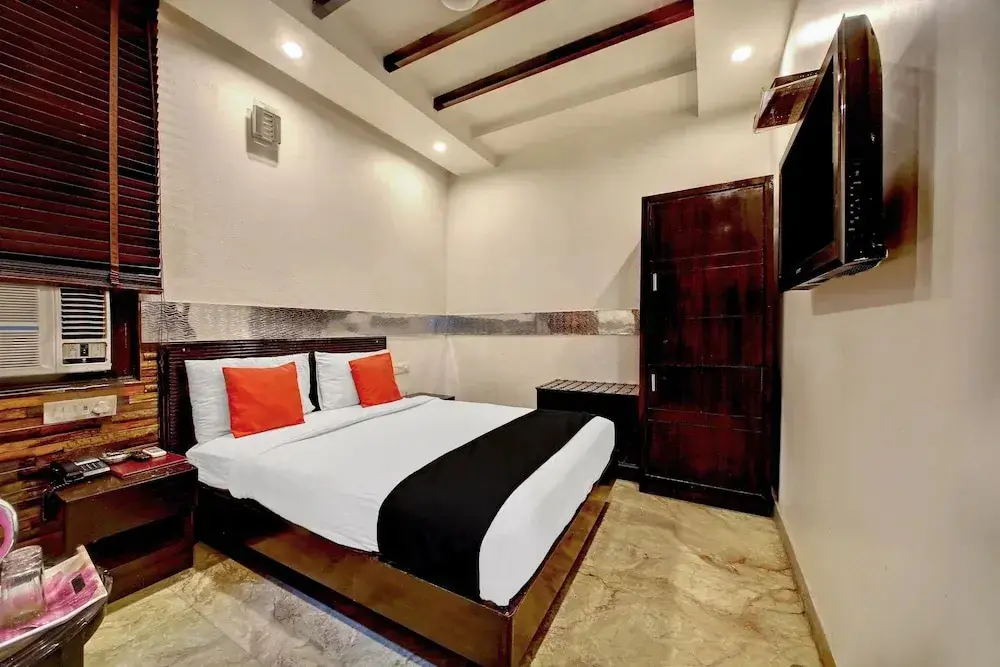 Нью-Дели: Capital O 36048 Sehej Inn