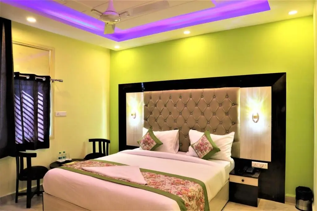 Нью-Дели: Shivaka Inn Residency