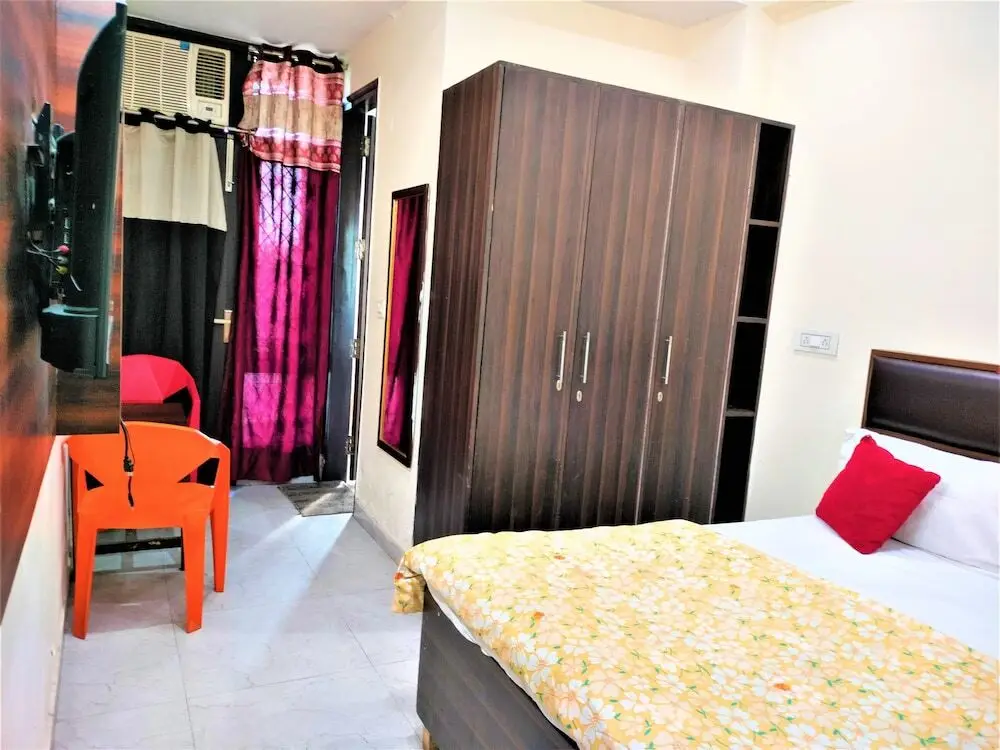 Hotel Star Light Near Nizamuddin Station — фото 1