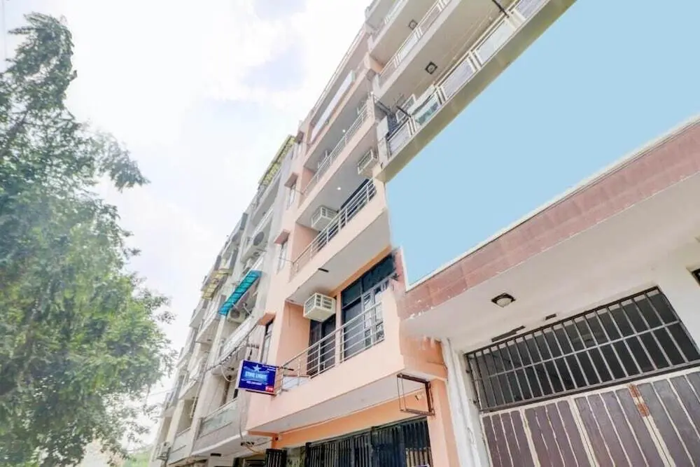 Нью-Дели: Hotel Star Light Near Nizamuddin Station