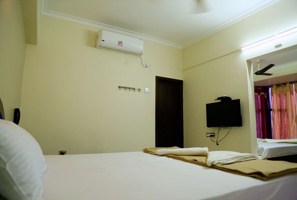 Палани: Sri Jawahar’S Residency