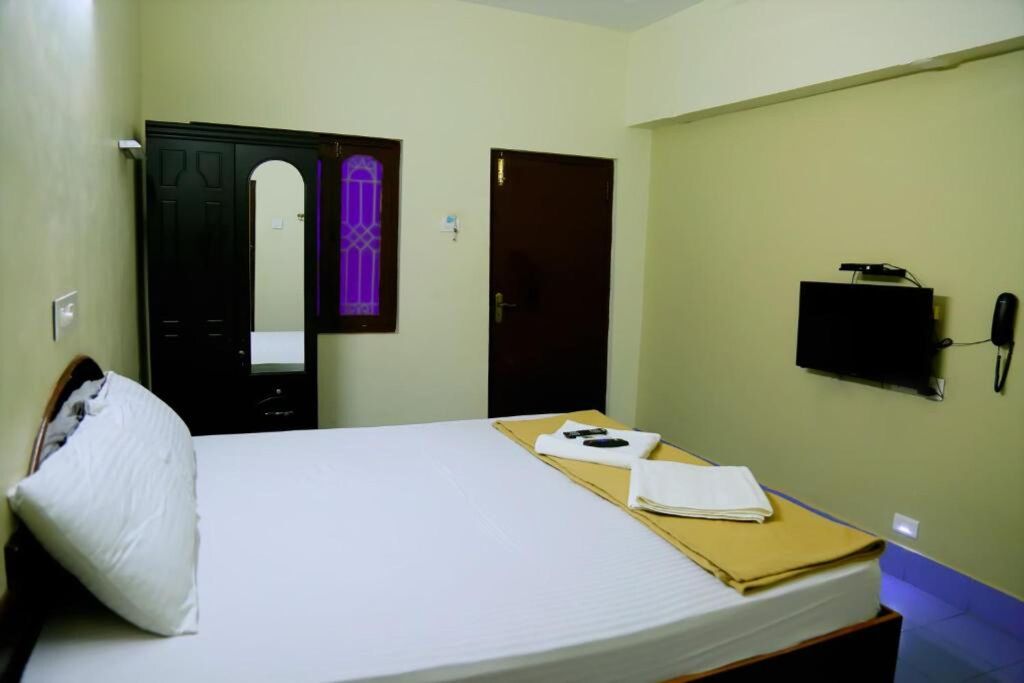 Палани: Sri Jawahar’S Residency