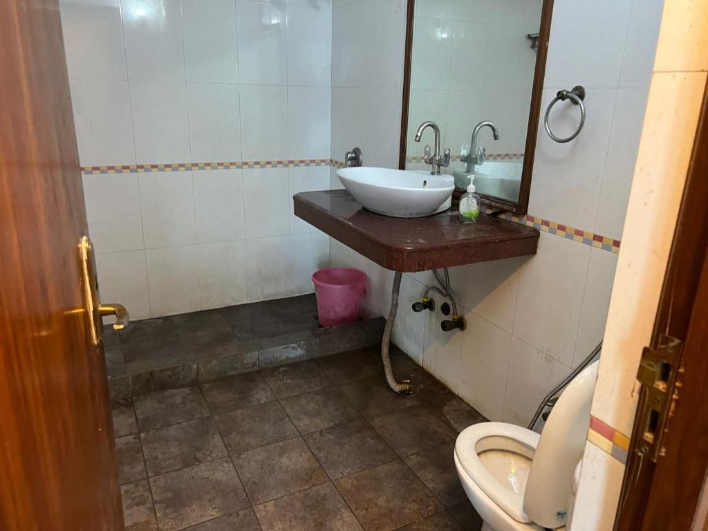 Нью-Дели: Roomshala Hotel Silver Inn