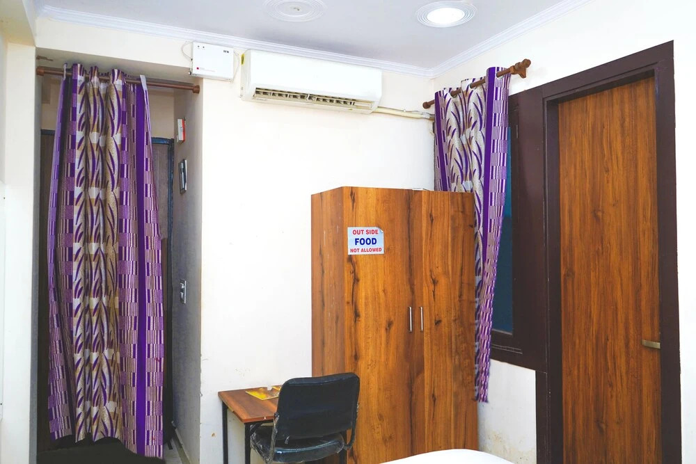 Нью-Дели: Hotel Vivaan Residency