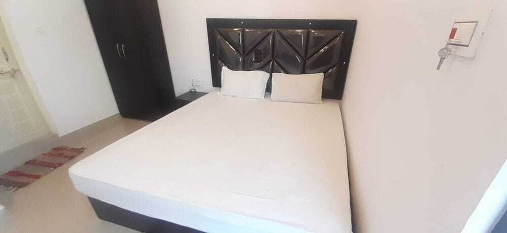 Шамшабад: PPH Living S Grand