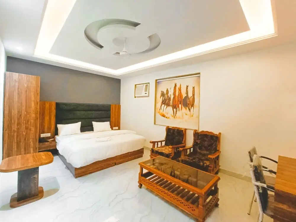 Нью-Дели: Hotel Ishaan Palace Near IGI Delhi Airport