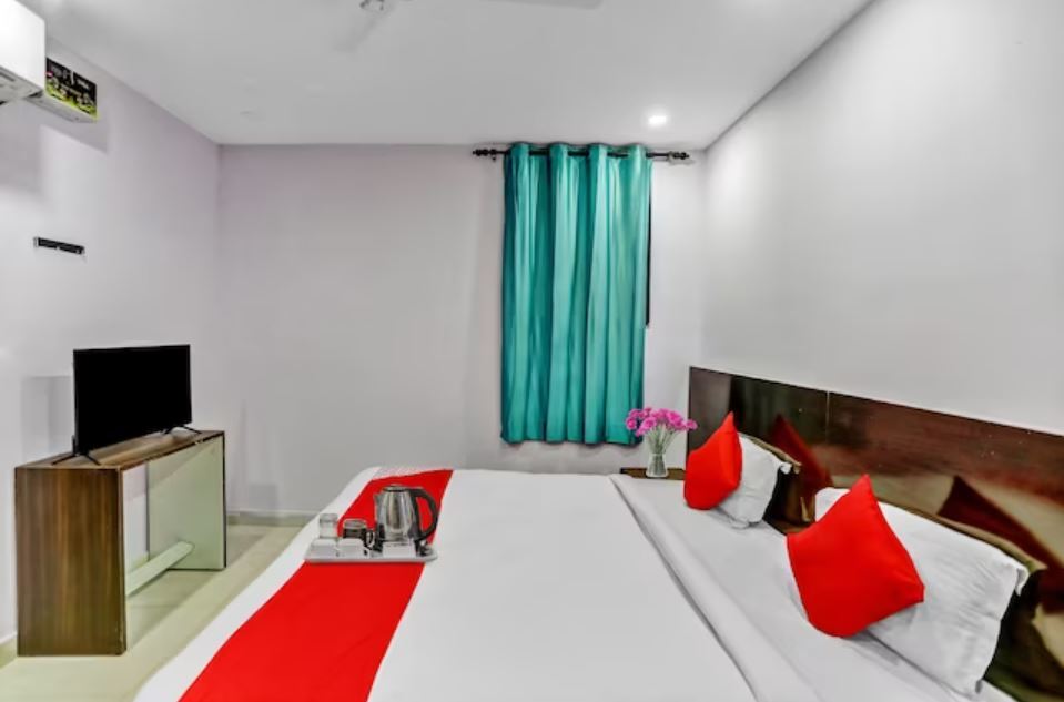 Нью-Дели: Hotel Legend Stay