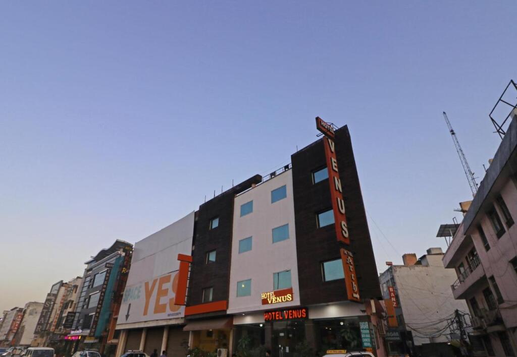 Hotel Venus Plaza — фото 1