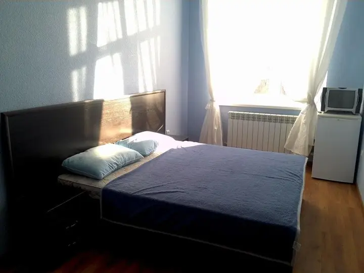 Заозерное: Guest House Avalon
