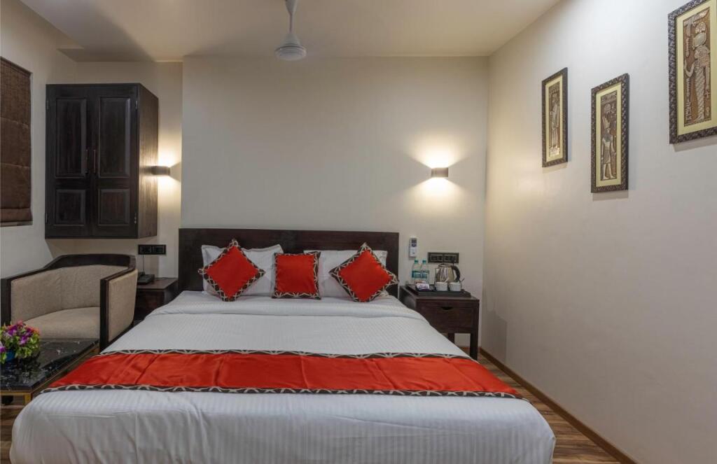Калангут: DiVaN Clarks Inn Goa