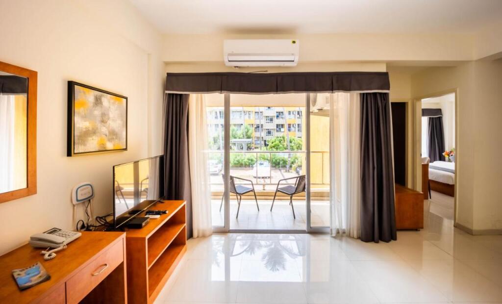Анджуна: Hotel Reemz Beach Heaven , Anjuna