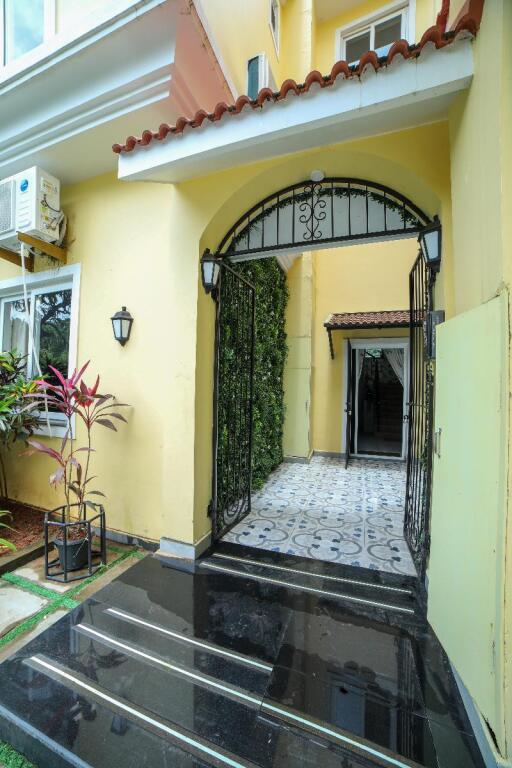 Анджуна: Justa Casa Frangipani Assagao, Goa