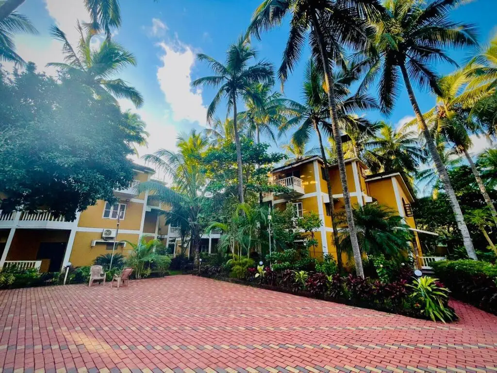 Lushy Days Palm Resort — фото 1