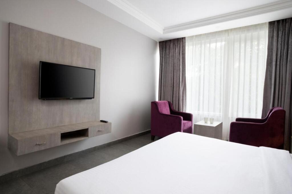 Вагатор: The Porto by Lagom