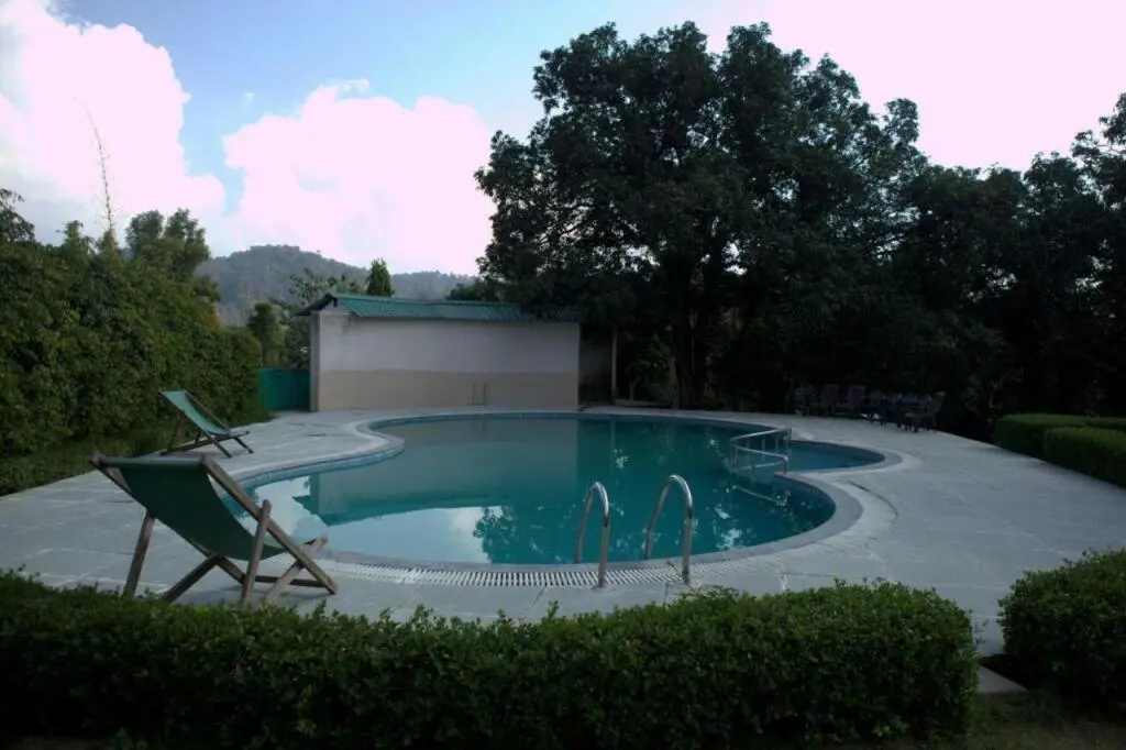 Наинитал: Corbett Rattan Elwood Resort