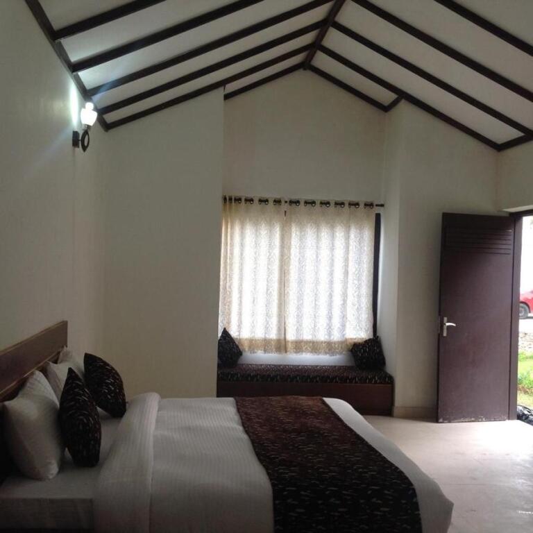 Наинитал: Corbett Rattan Elwood Resort
