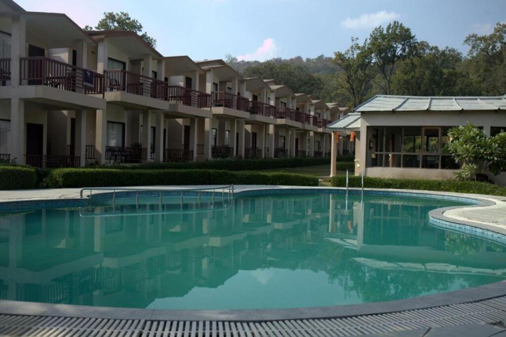 Наинитал: Corbett Rattan Elwood Resort