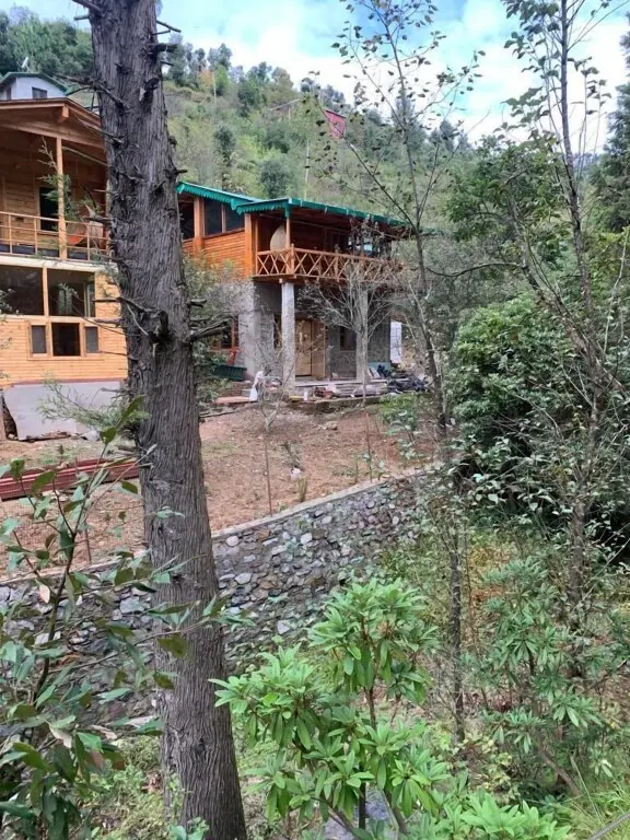 Наинитал: Forest View farmhouse stay