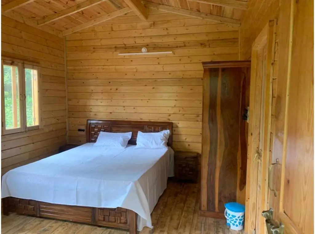 Наинитал: Forest View farmhouse stay