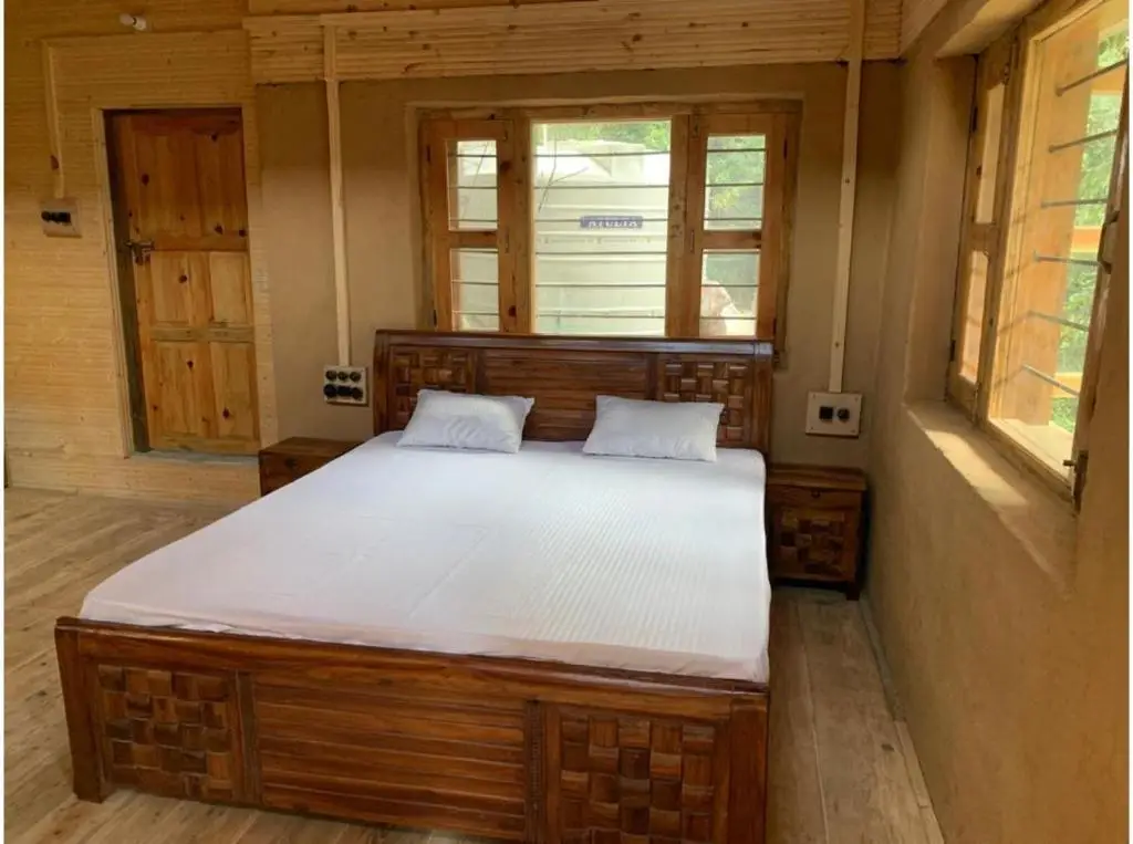 Наинитал: Forest View farmhouse stay