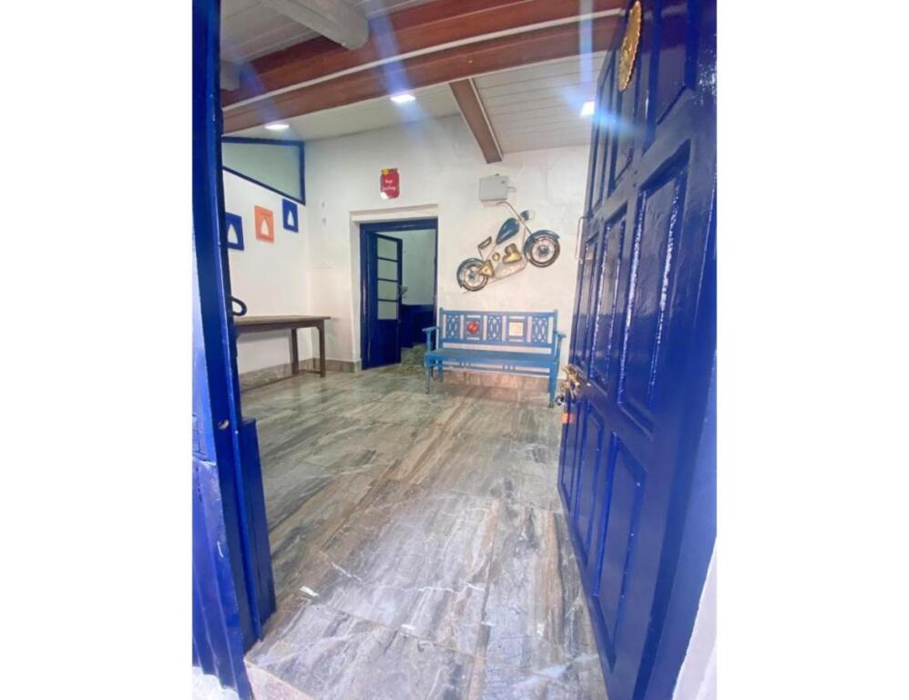 Наинитал: Hostel 24, District Court Road, Tallital