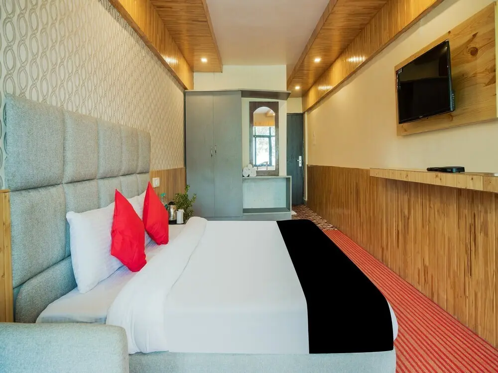 Наинитал: Capital O 13324 Hotel Kosmos Anamika