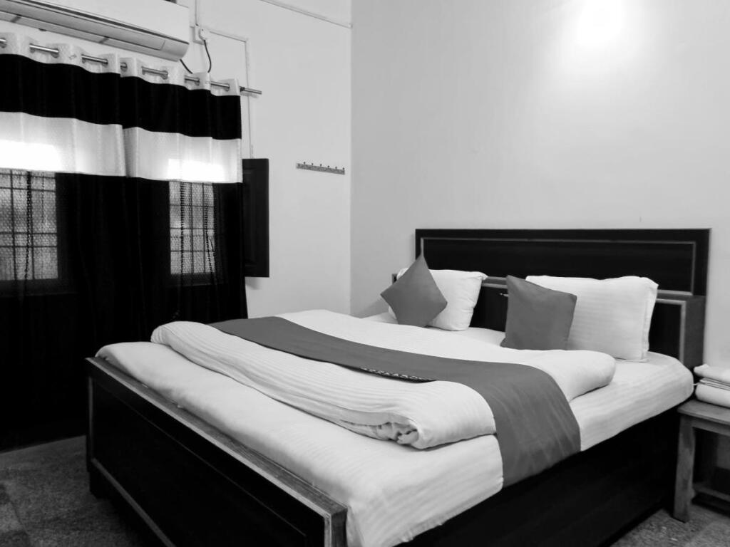 Наинитал: Jim Corbett Home stay