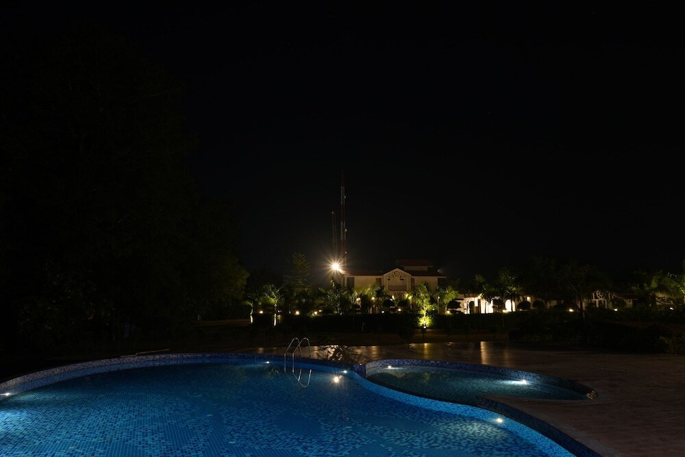 Beyond The Corbett Tales Resort & Spa — фото 1
