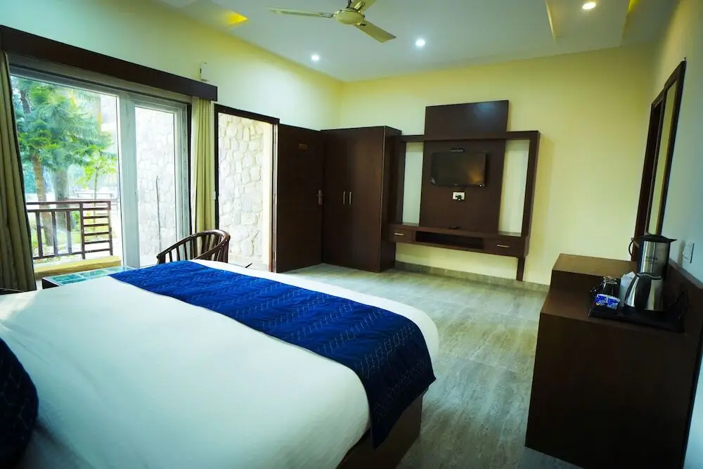Наинитал: Mango Bloom River Resort