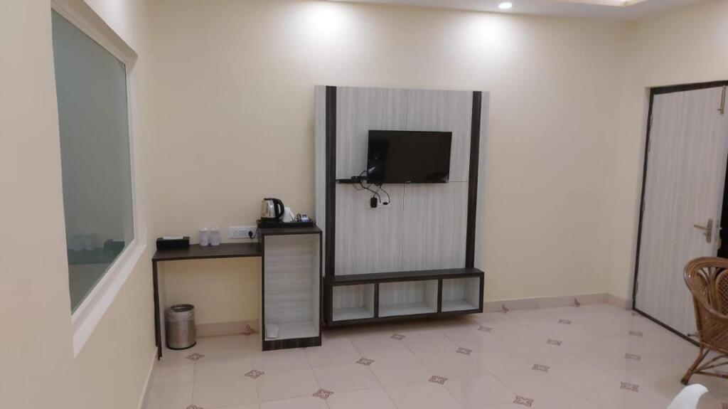Наинитал: River View Resort Dolmar