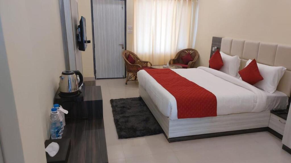 Наинитал: River View Resort Dolmar