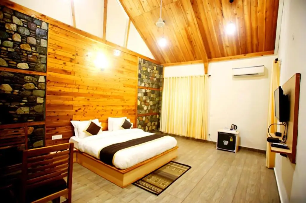 Наинитал: The Corbett Manral Resort