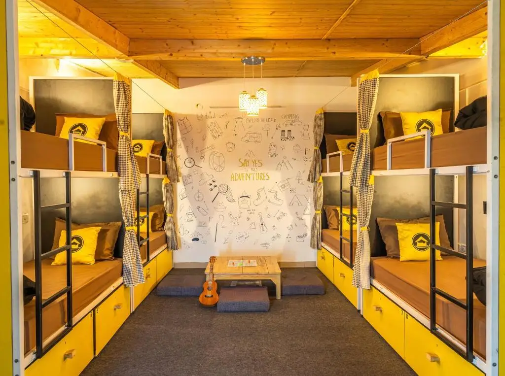 Наинитал: The Hosteller Mukteshwar (Adults only)