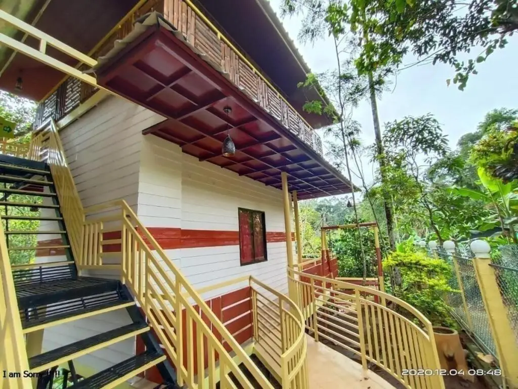 Муннар: Chalona Jungle Eco Stay