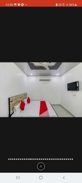 Фаридабад: OYO 91120 Hotel Town Palace