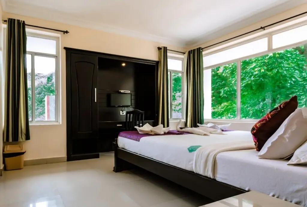 Муннар: Hotel Emerald Inn