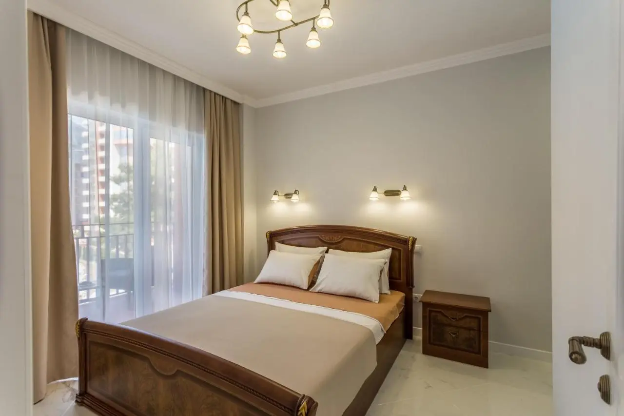 Геленджик: Gelios Apartments
