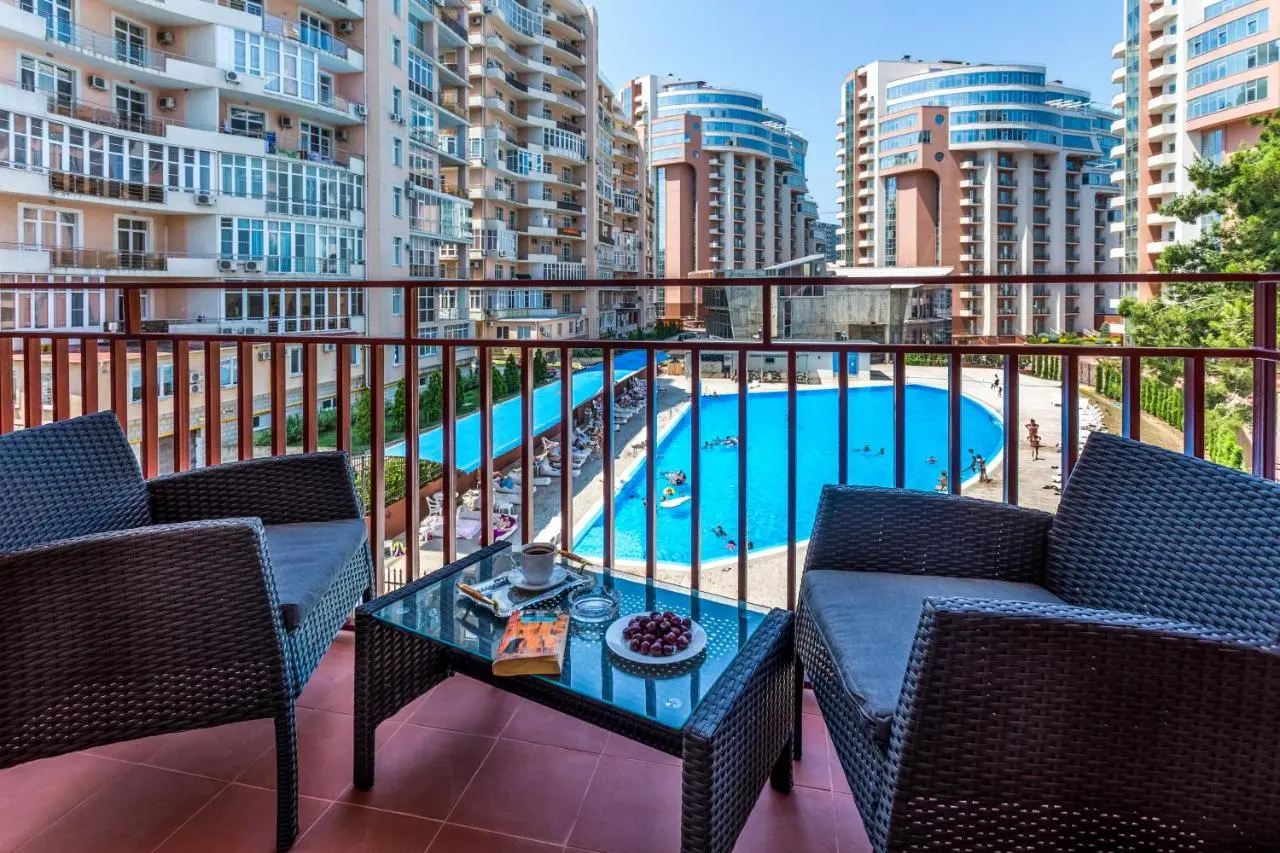 Геленджик: Gelios Apartments