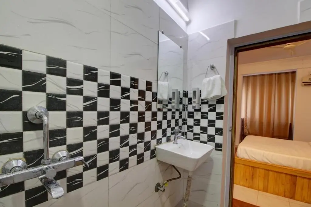 Морджим: Hotel Pleasure Inn near Turtle Beach, Morjim