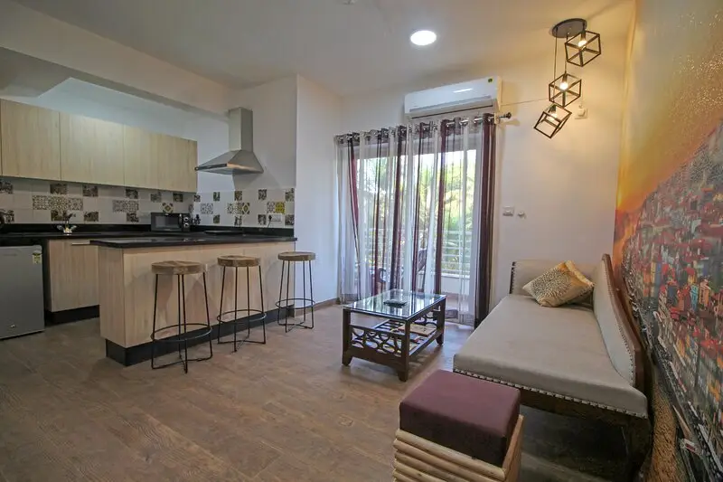 Нерул: The Weekend Suites
