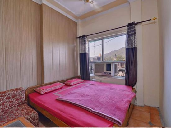 Hotel Prem Ji — фото 1
