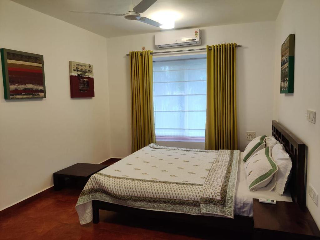 Калангут: Jungle Hut- Annabelles Beach Apartments at Bernard Simao Calangute
