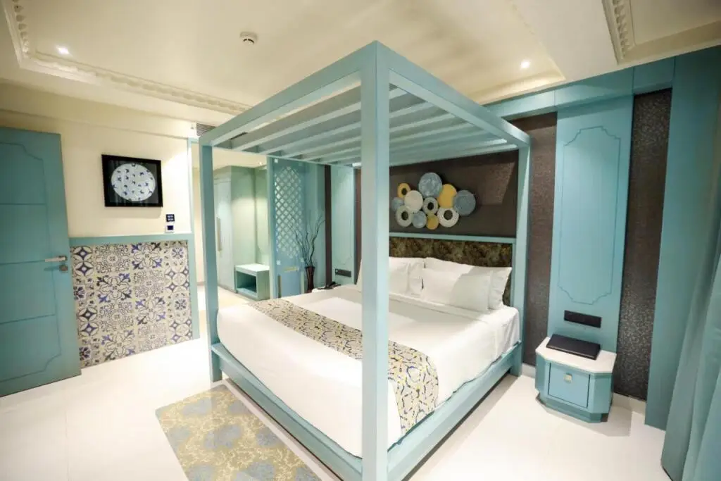 Мангалур: AJ Grand Hotel