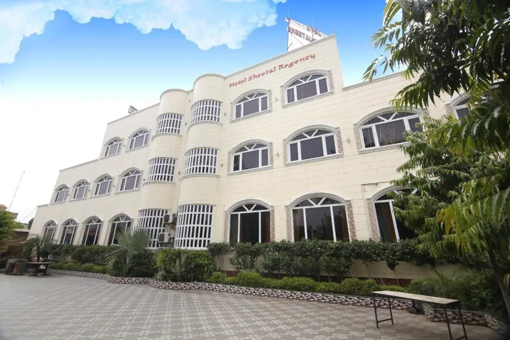 Hotel Sheetal Regency,Near Janambhumi — фото 1